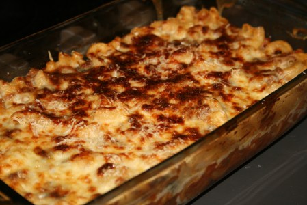 Ragu and blue cheese baked pasta